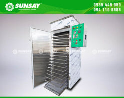 Khay sấy và buồng sấy được làm bằng inox 304